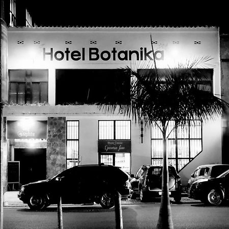 Botanika Hotel Bużumbura Zewnętrze zdjęcie