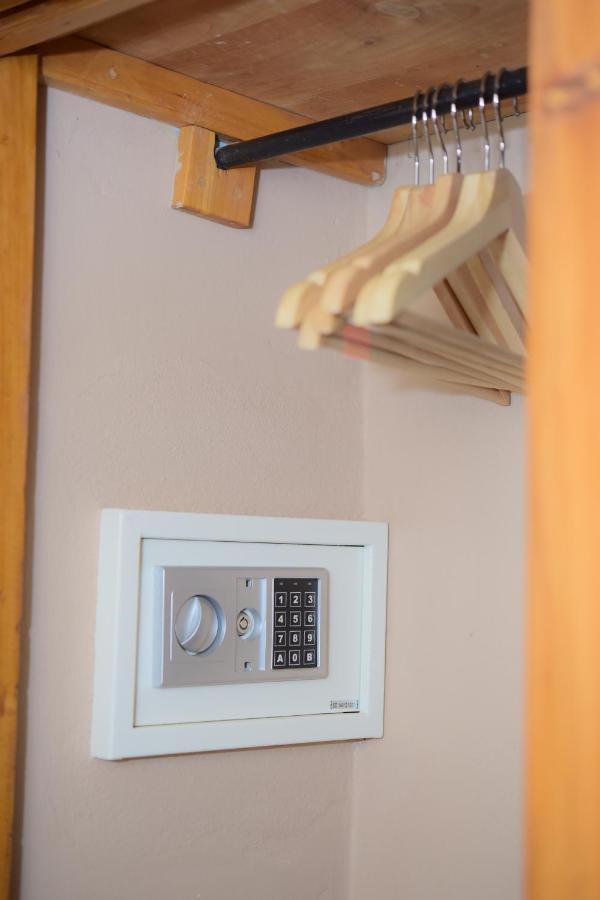 Botanika Hotel Bużumbura Zewnętrze zdjęcie