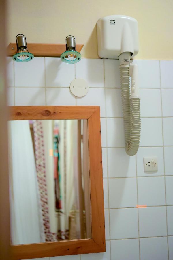 Botanika Hotel Bużumbura Zewnętrze zdjęcie