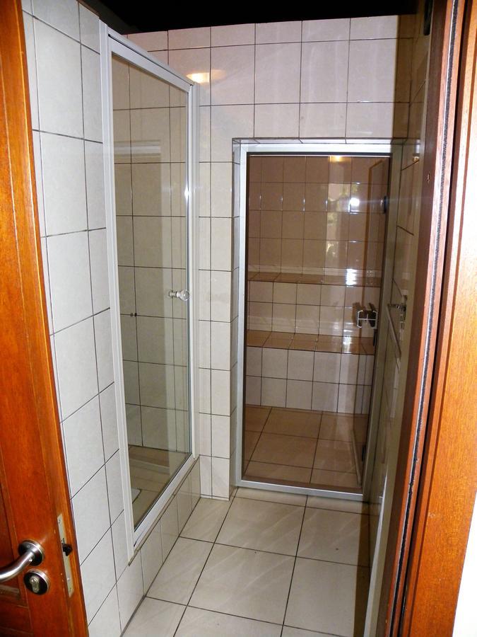 Botanika Hotel Bużumbura Zewnętrze zdjęcie